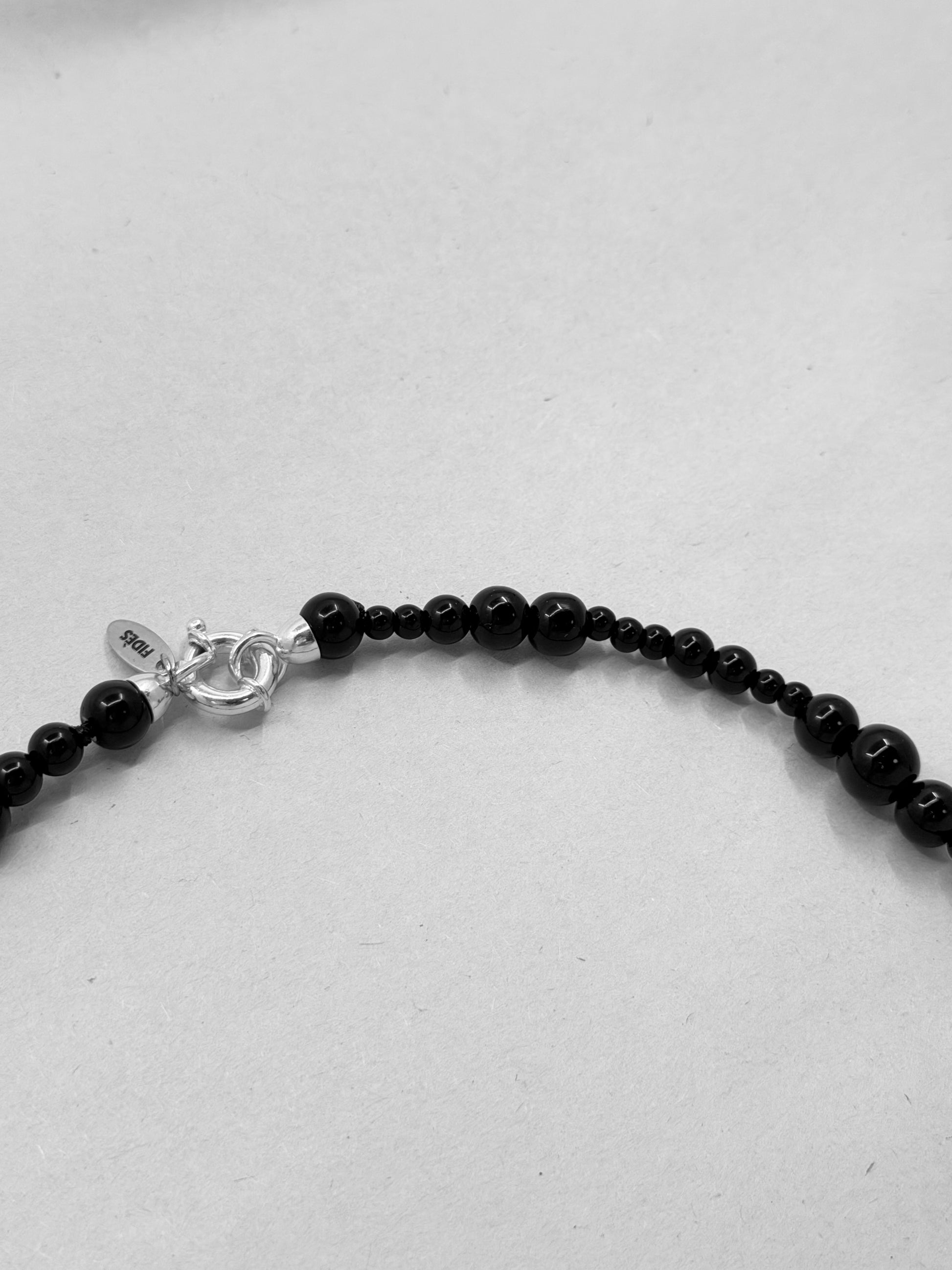 Gradient element necklace | Onyx