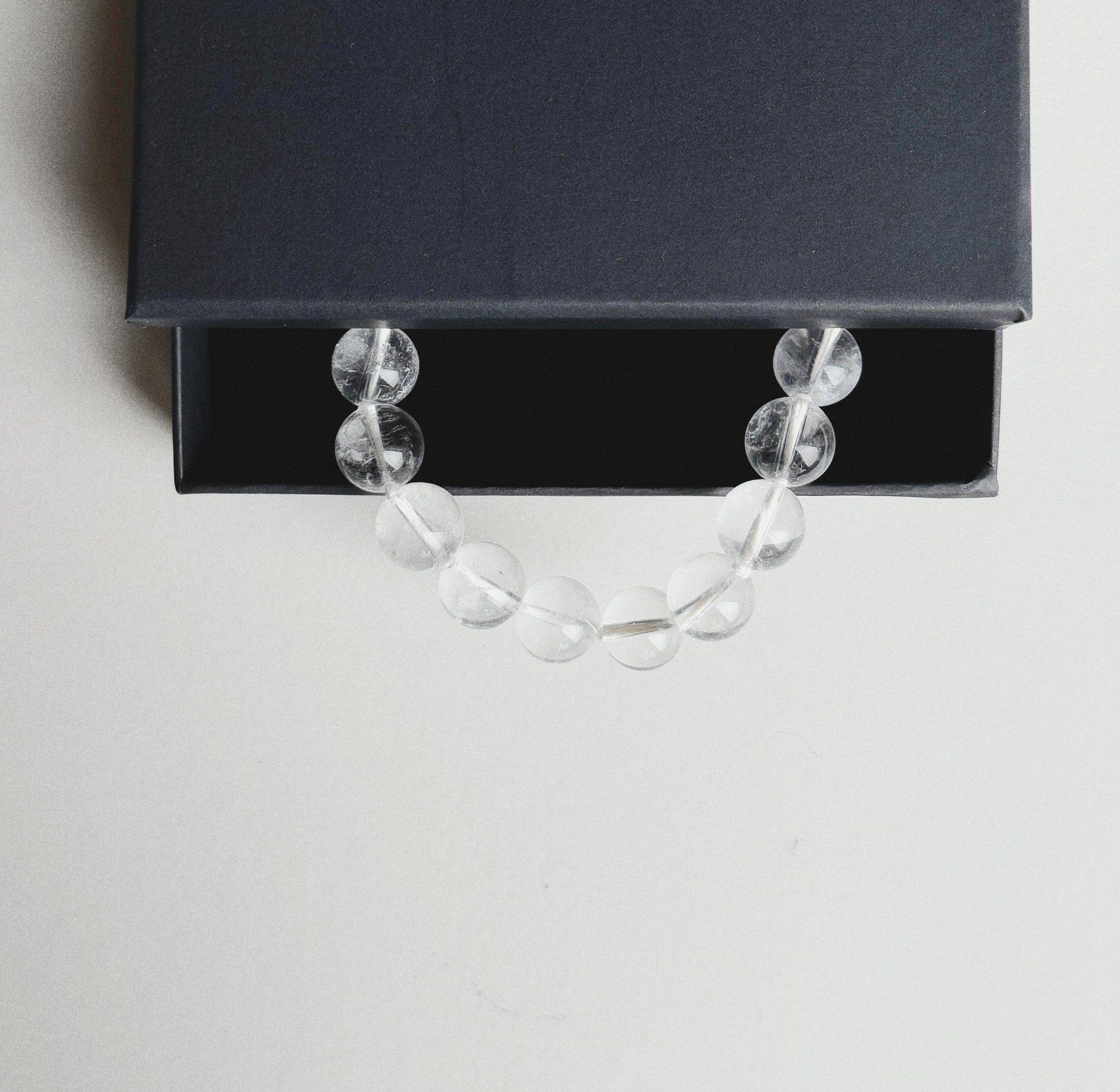 Small Monas necklace